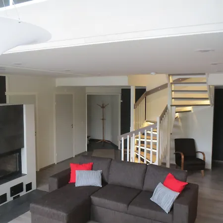 Yli-kaitala Tuuliviiri 3* Savio