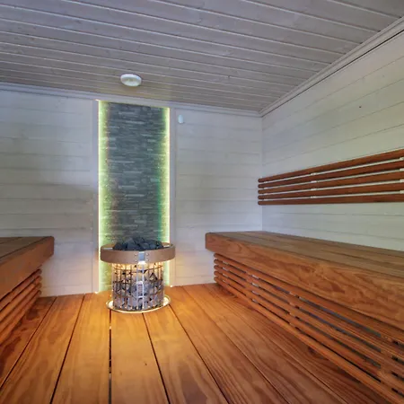 Yli-kaitala Tuuliviiri Resort 3*