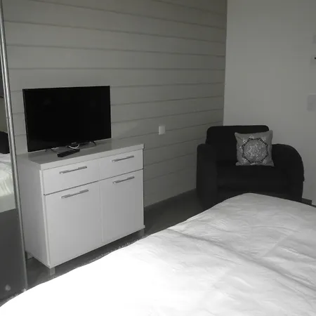 Yli-kaitala Tuuliviiri 3*