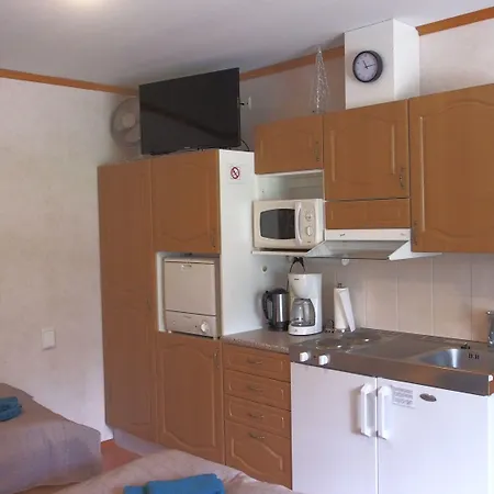 Yli-kaitala Tuuliviiri 3*