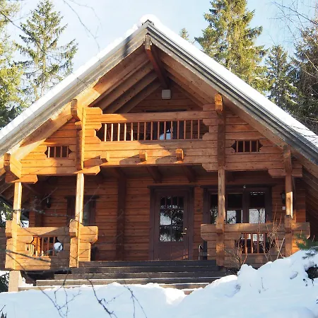 Yli-Kaitala Holiday Resort Tuuliviiri 3* Savio